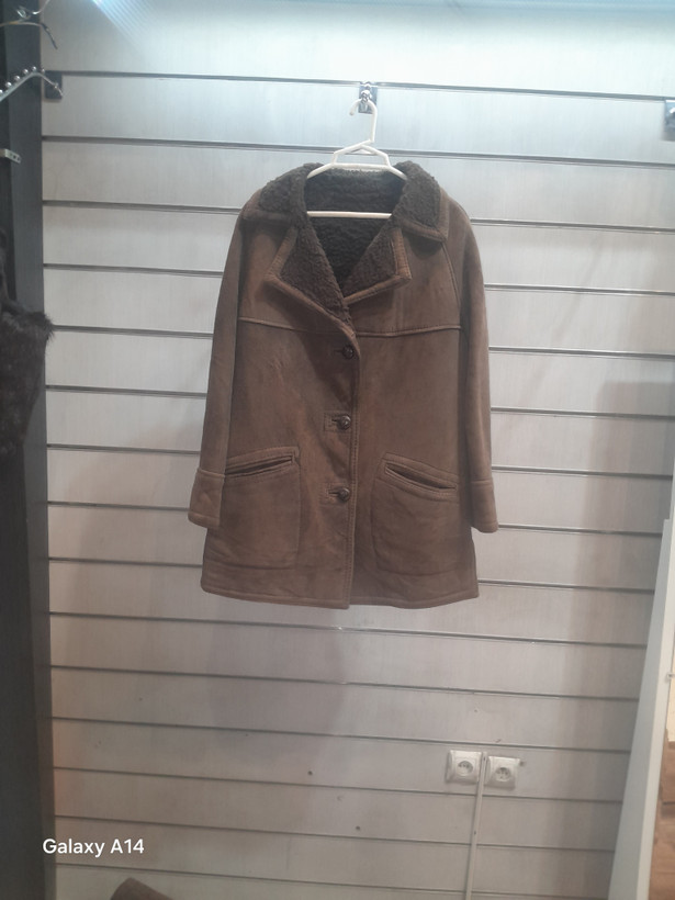 اورکت مردانه پوست بوفالو اصلی برند leather SAJAD بادام و گرما بسیار بالا