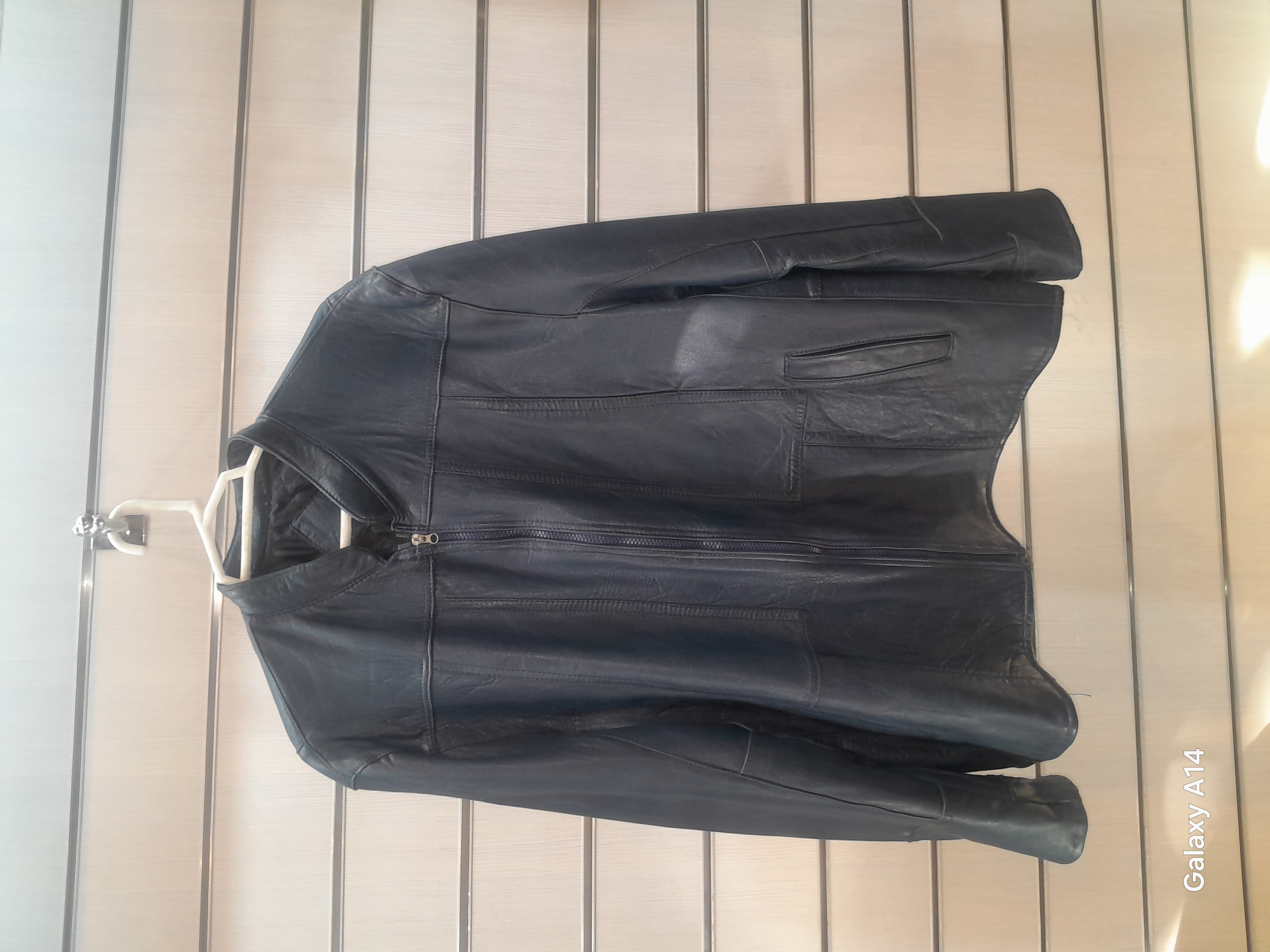 کاپشن مردانه چرم گوسفندی طبیعی برند leather SAJAD  بادوام وگرمابسیار بالا