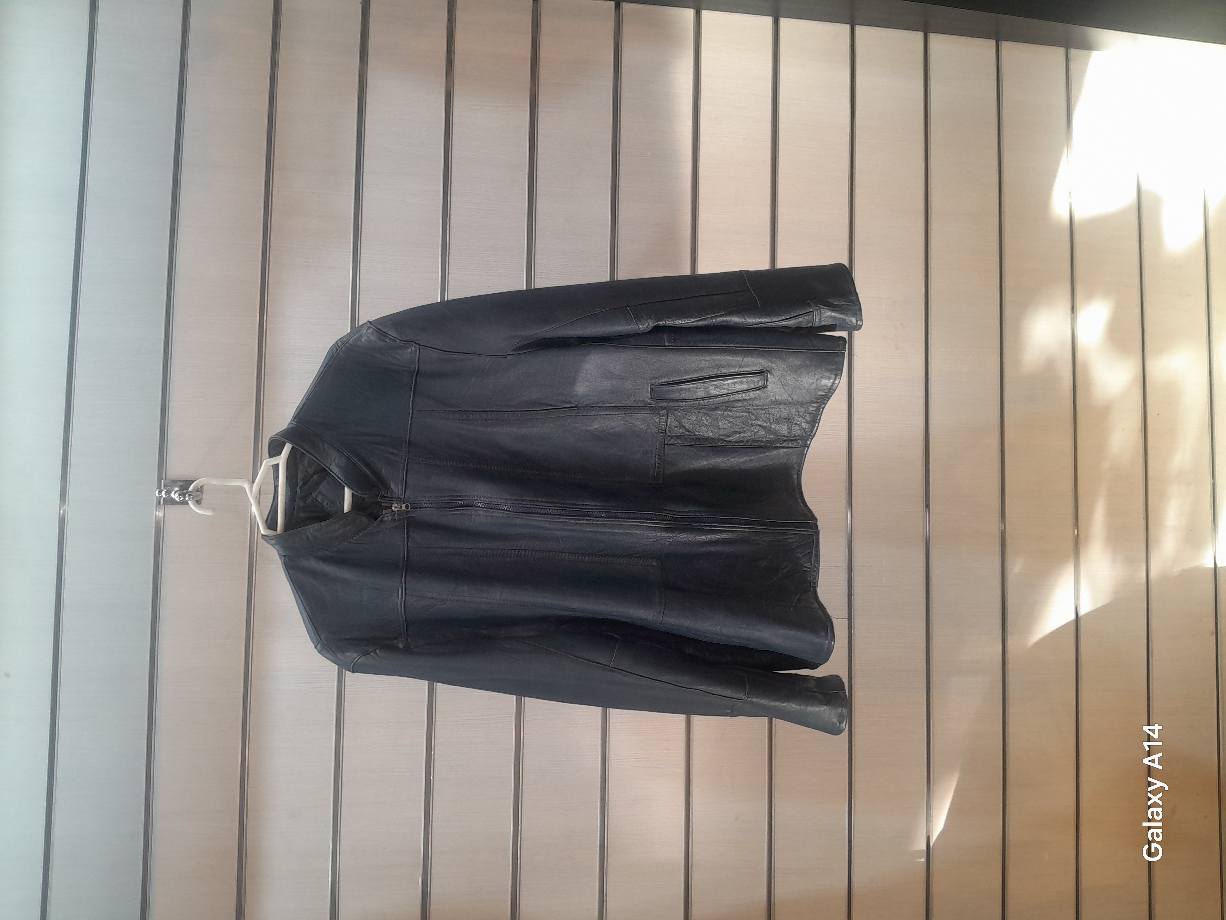 کاپشن مردانه چرم گوسفندی طبیعی برند leather SAJAD  بادوام وگرمابسیار بالا