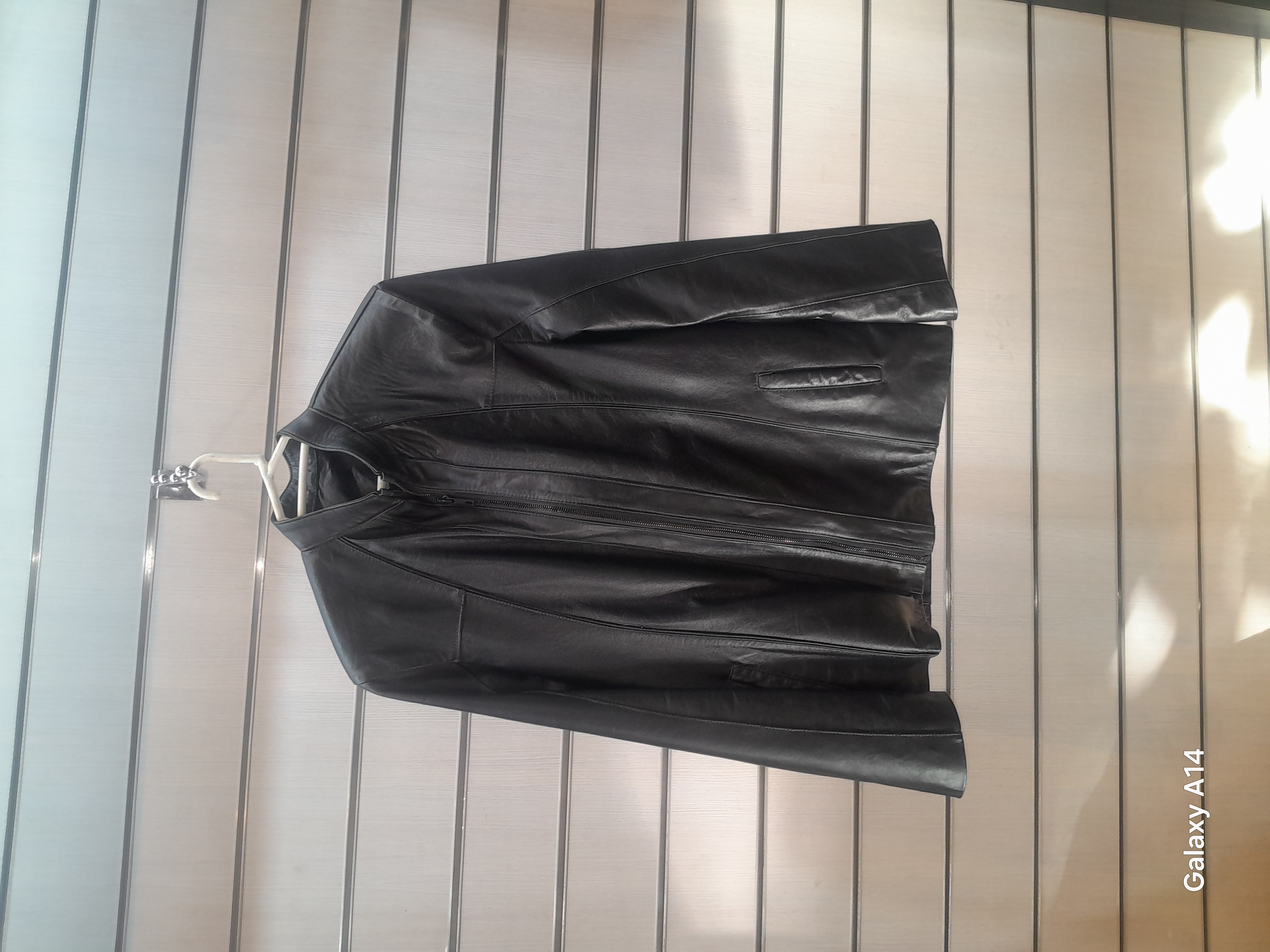 کاپشن مردانه چرم گوسفندی طبیعی برند leather SAJAD  بادوام وگرمابسیار بالا