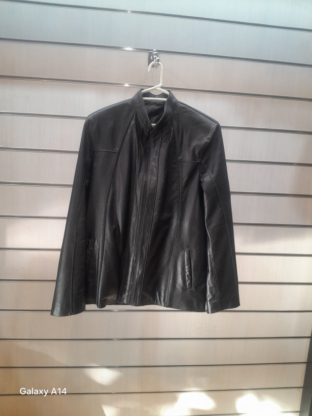کاپشن مردانه چرم گوسفندی طبیعی برند leather SAJAD بادوام وگرمابسیار بالا