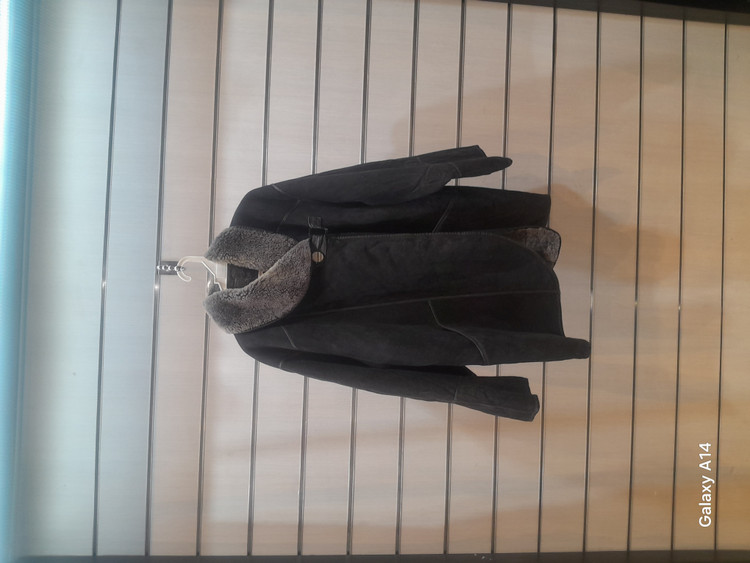 پالتو مردانه پوست بوفالو اصلی برند leather SAJADبادوام بسیار بالا